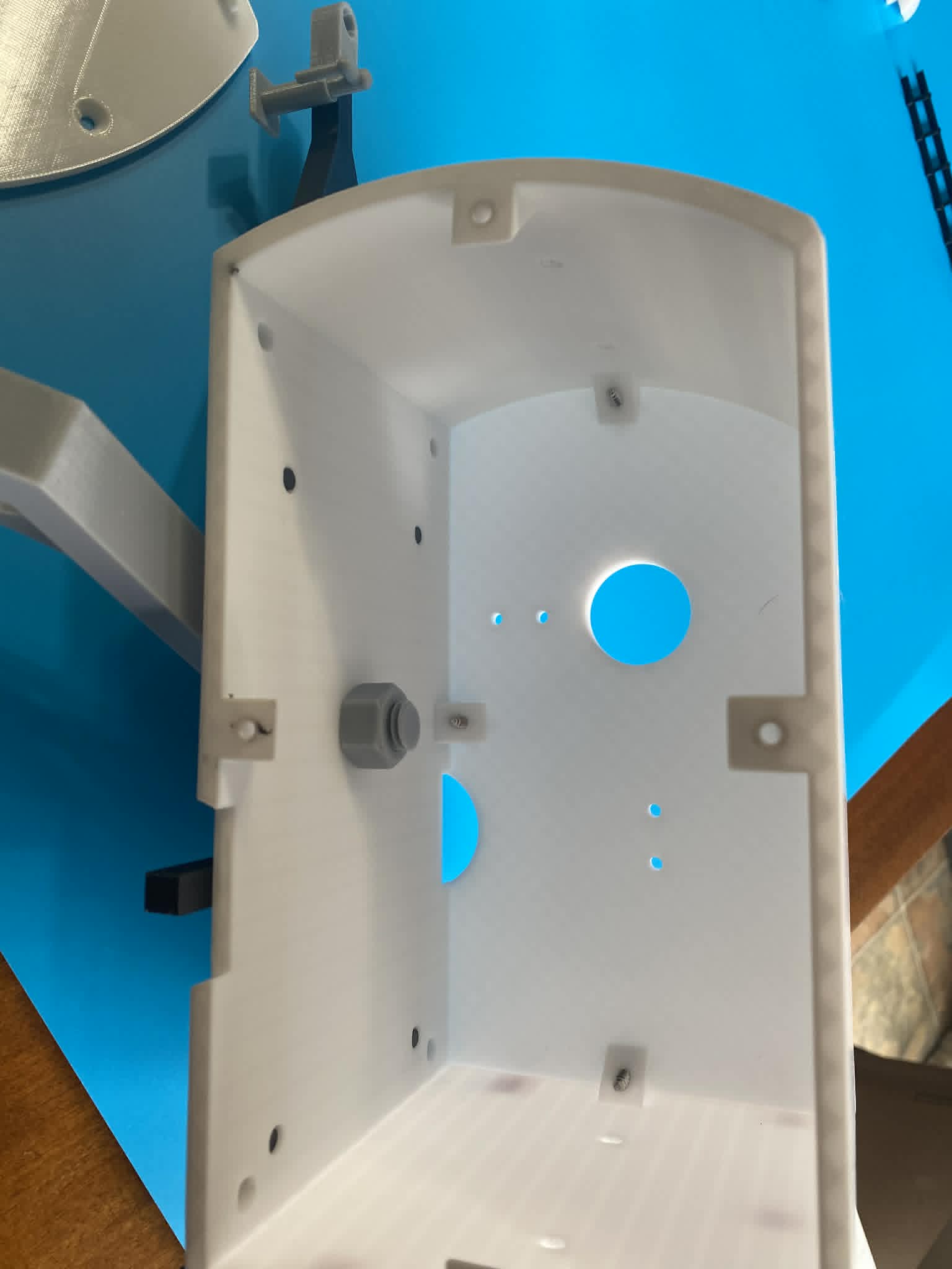 The Air Flyer Camping Trailer Birdhouse