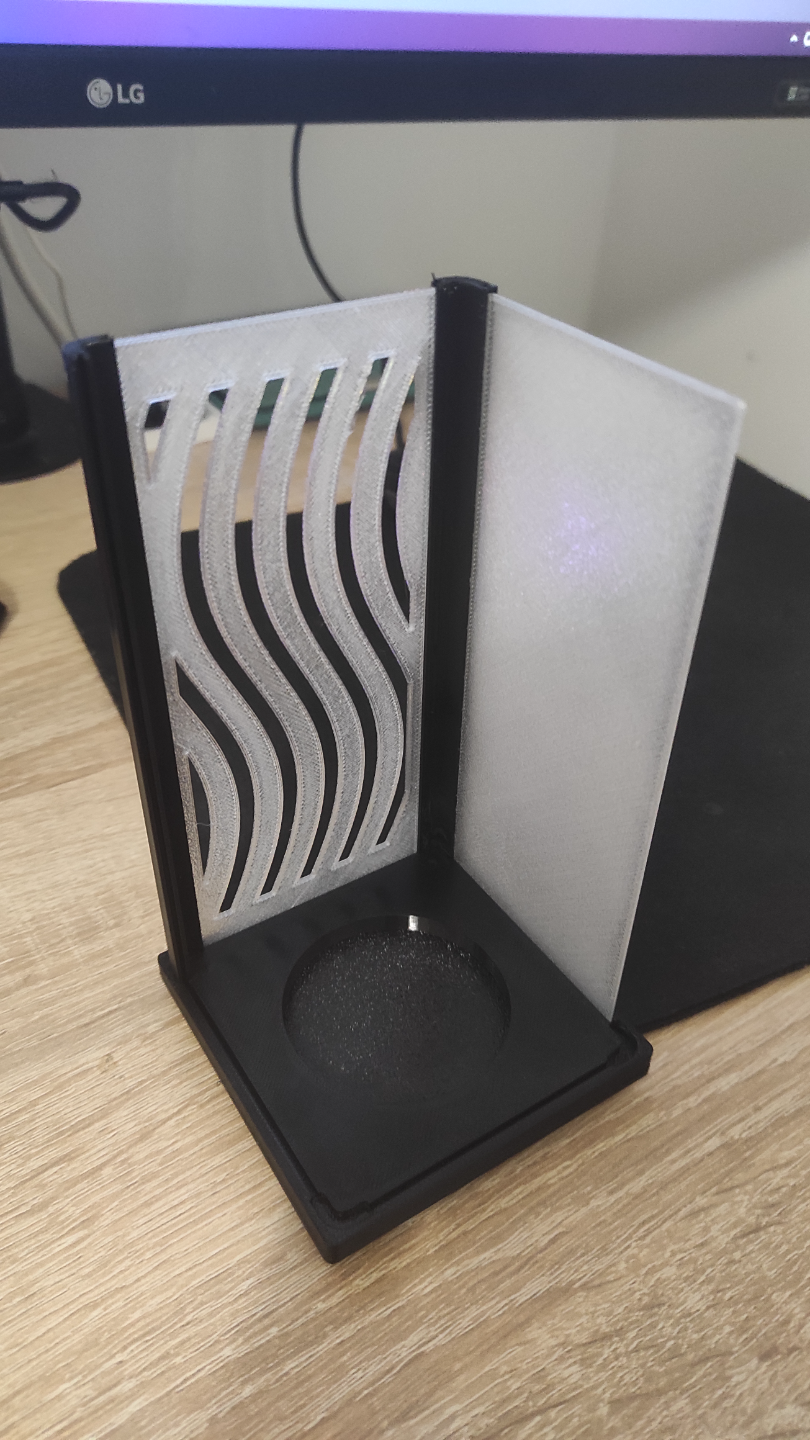 Simple lamp/mini lantern with changeable patterns