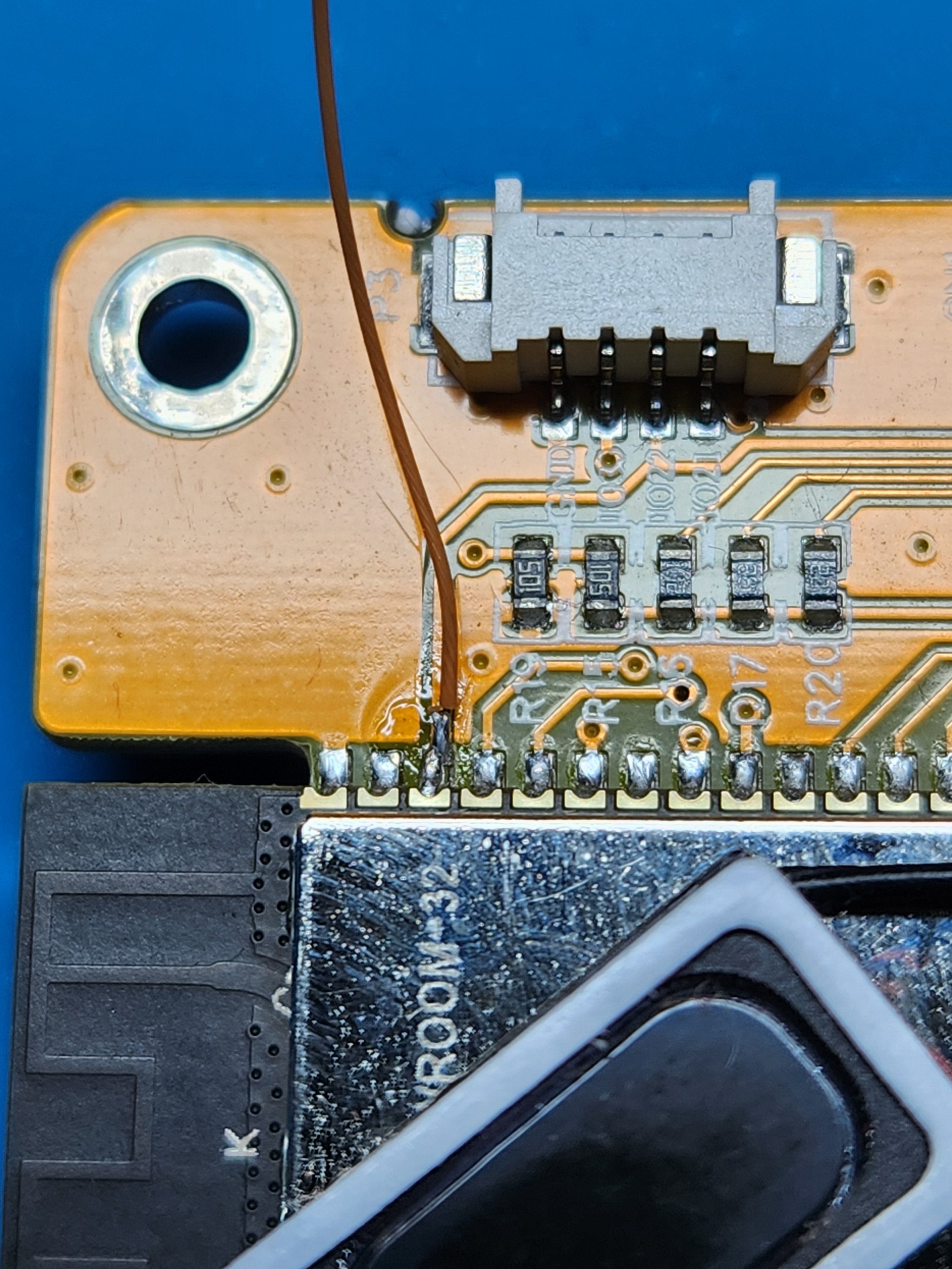 CYD Vertical Stand Case (ESP32-2432S028)