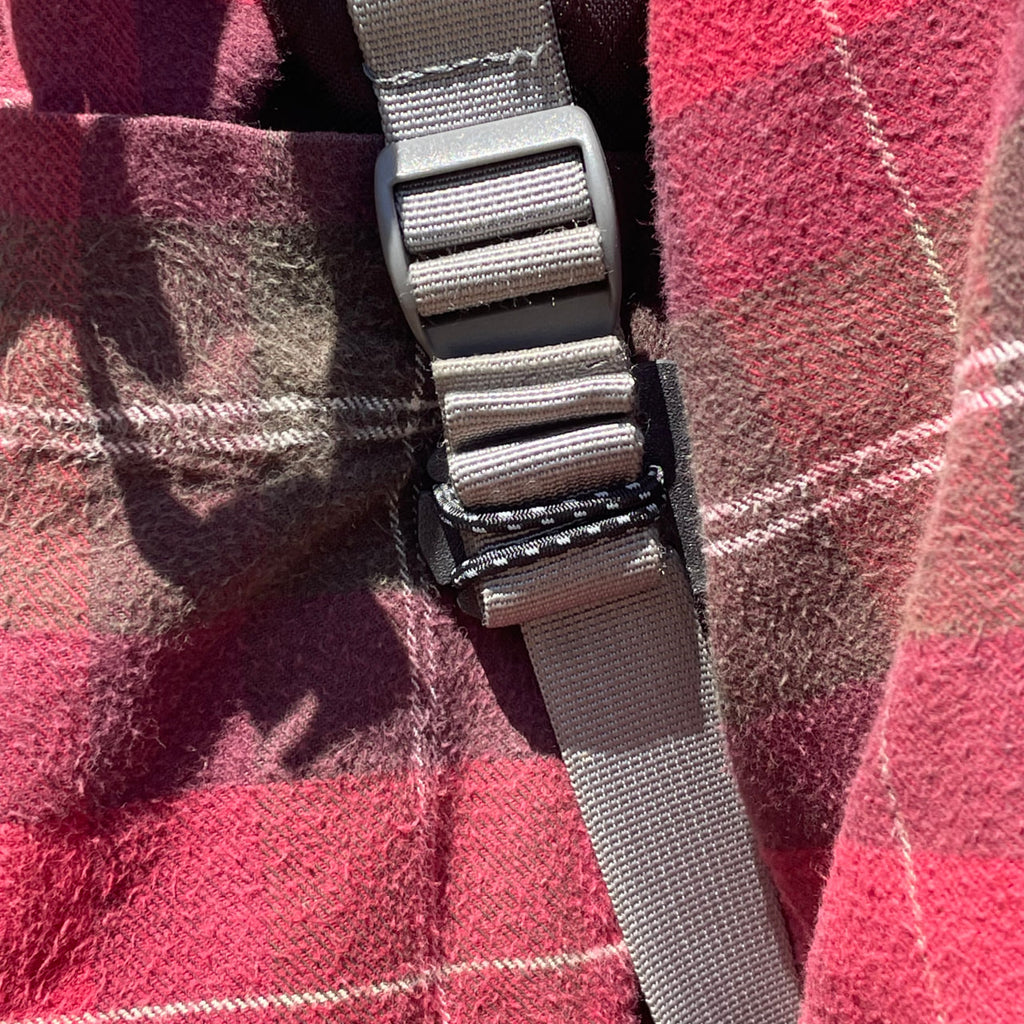Web Dominator – Strap Clip / MOLLE Backpack