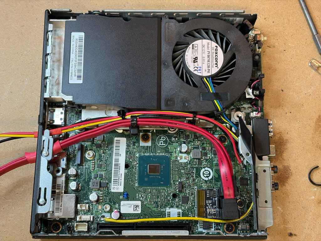 ThinkCenter 10 inch rack mount