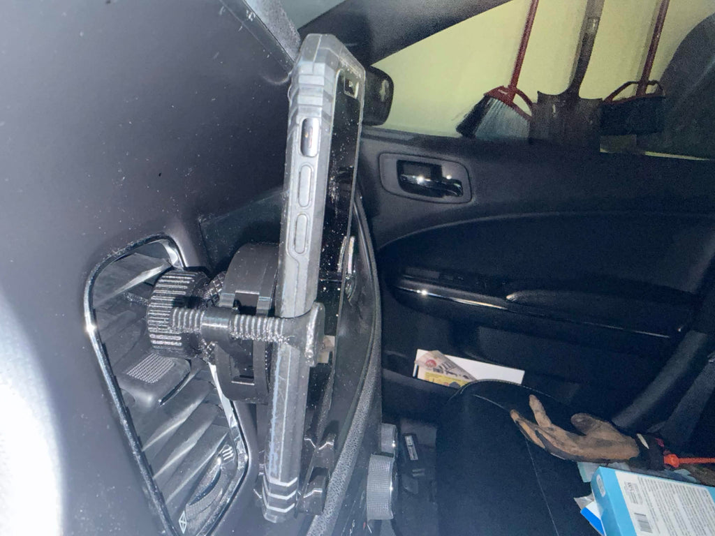 Universal Car Phone Mount v3