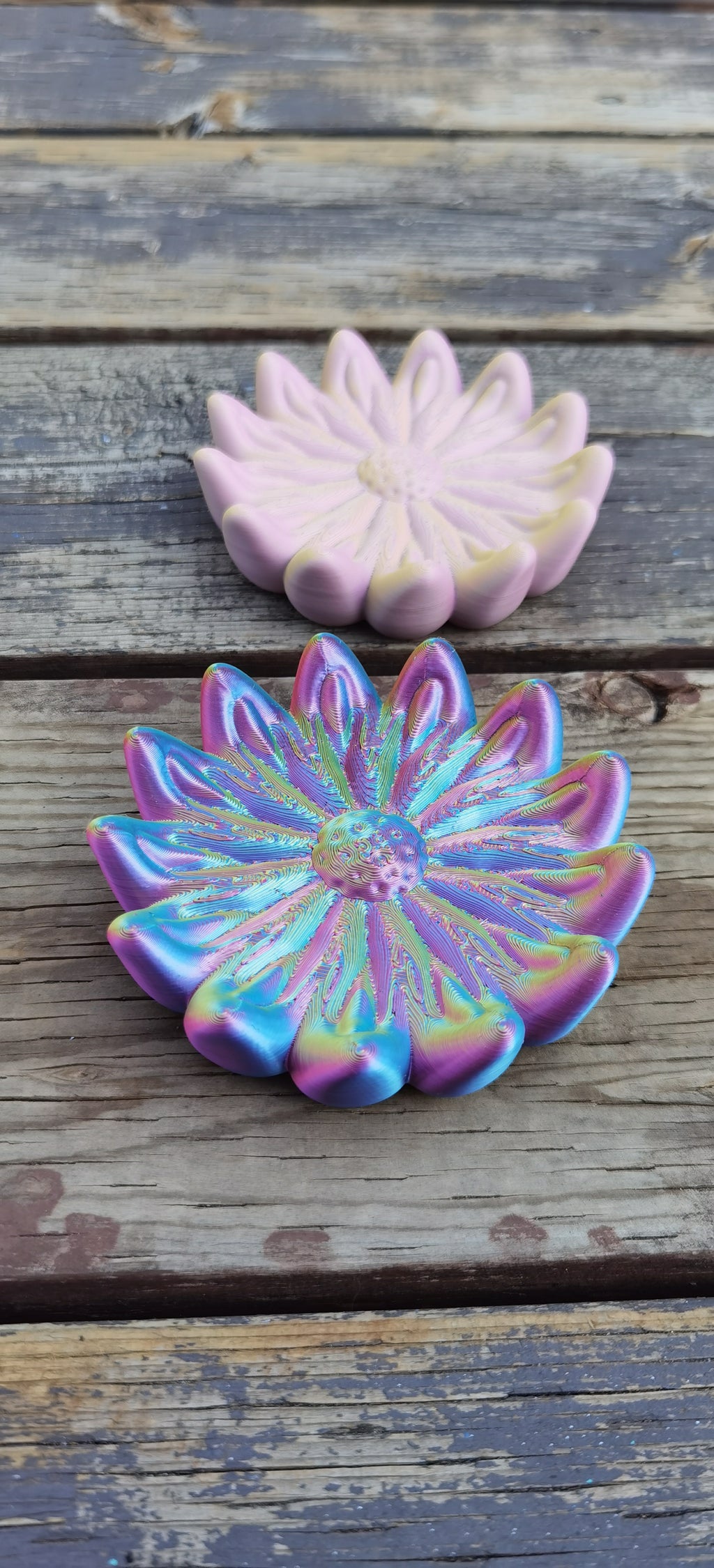 Stackable Flower Dish