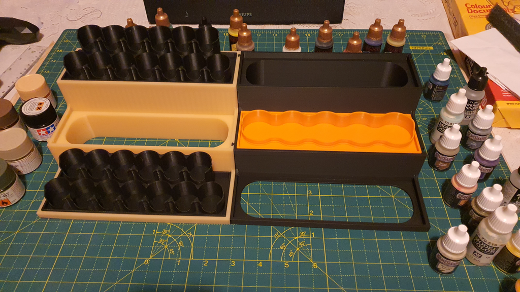 Table Top Paint Rack