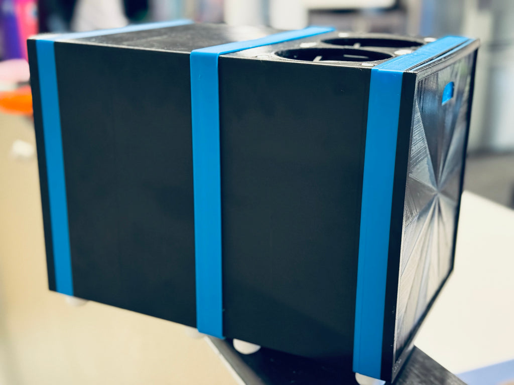pillarmax - Open Source 16-bay NAS + 3.5" drives.