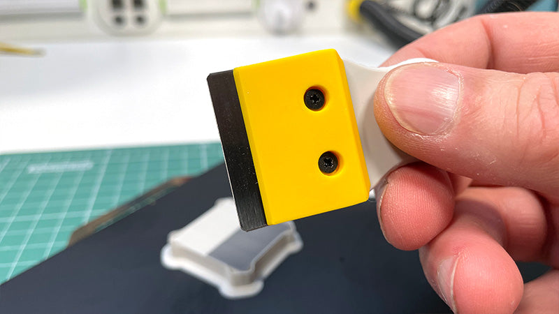 Precision Scraper Mini with Magnetic Handle