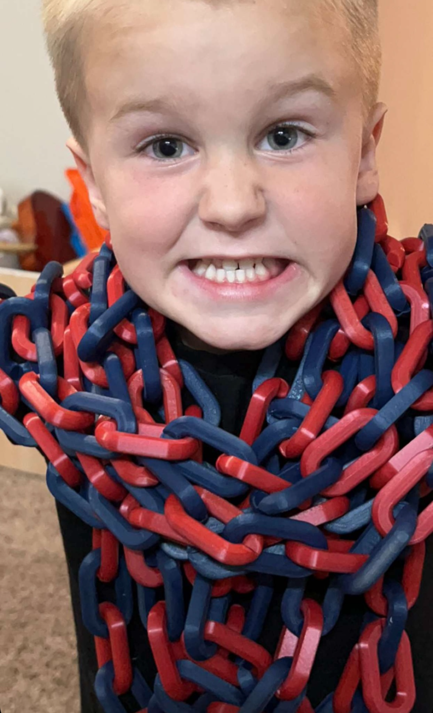 Assemble-in-Place Chain Links