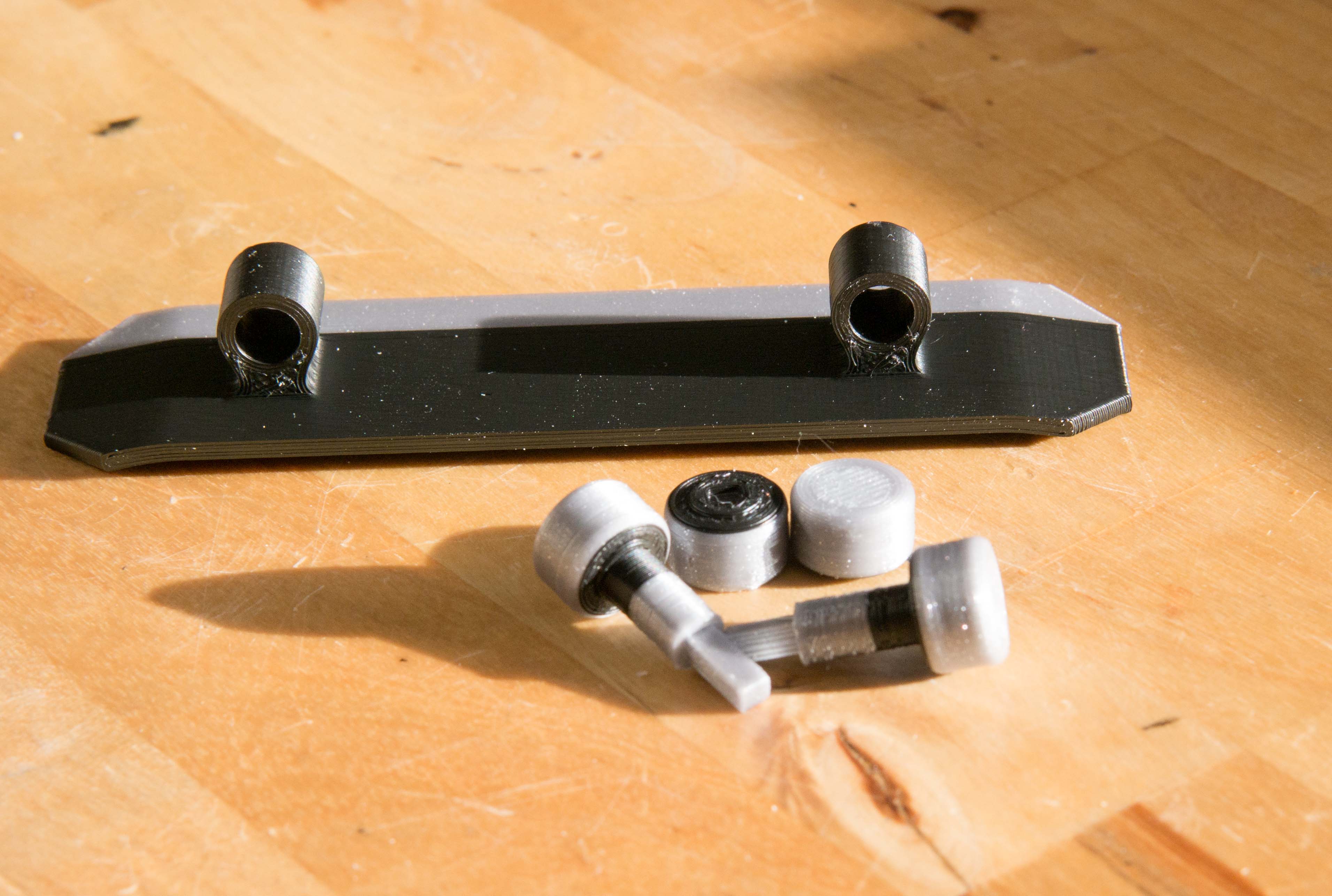 Robust Fingerskateboard