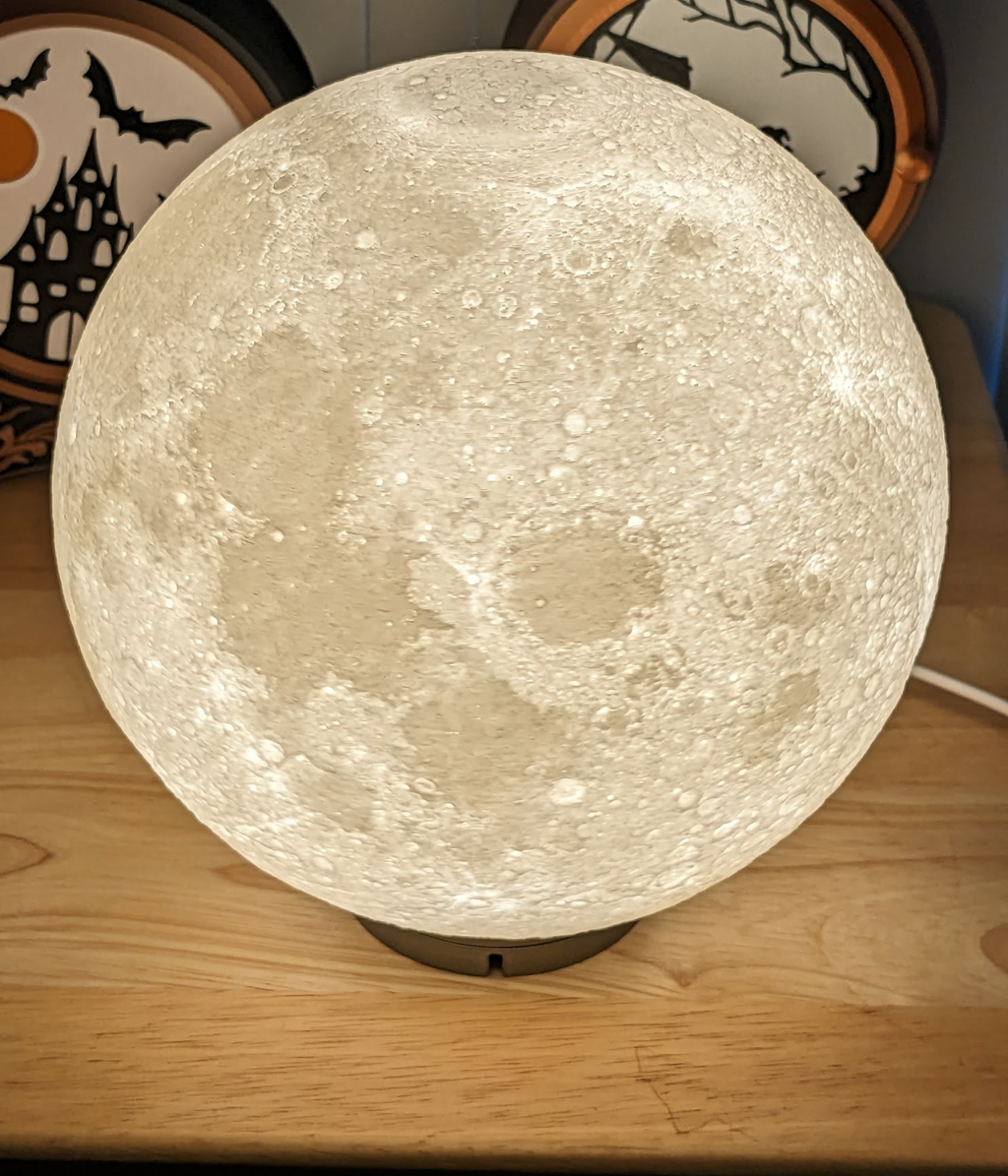 Moon Globe Lithophane Lampshade (Bambu LED Lamp 001 Compatible)